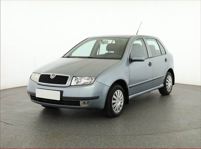 Škoda Fabia (2004) Comfort 1.4 16V, Serv.kniha - fotka 2 z 13