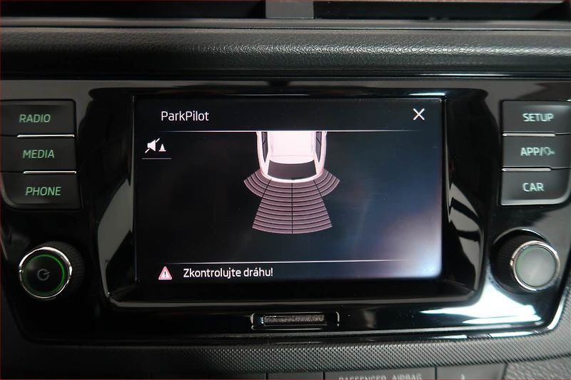 Škoda Fabia (2019) 1.0 TSI, Tempomat - fotka 17 z 17