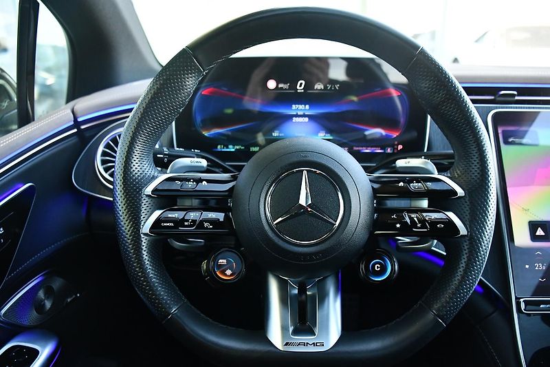 Mercedes-Benz EQE AMG 53 4MATIC+ PANO HUD ZÁRUKA - fotka 25 z 49