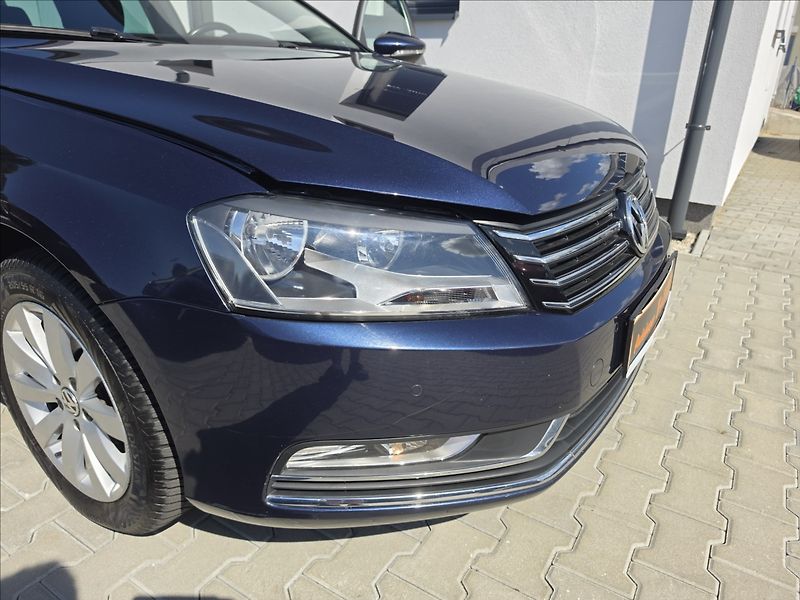 Volkswagen Passat 1,4 TSi 90KW Comfortline NAVI - fotka 43 z 45