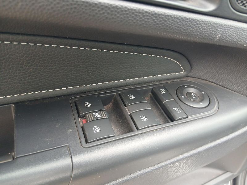 Opel Zafira 1.7 CDTi - fotka 9 z 34