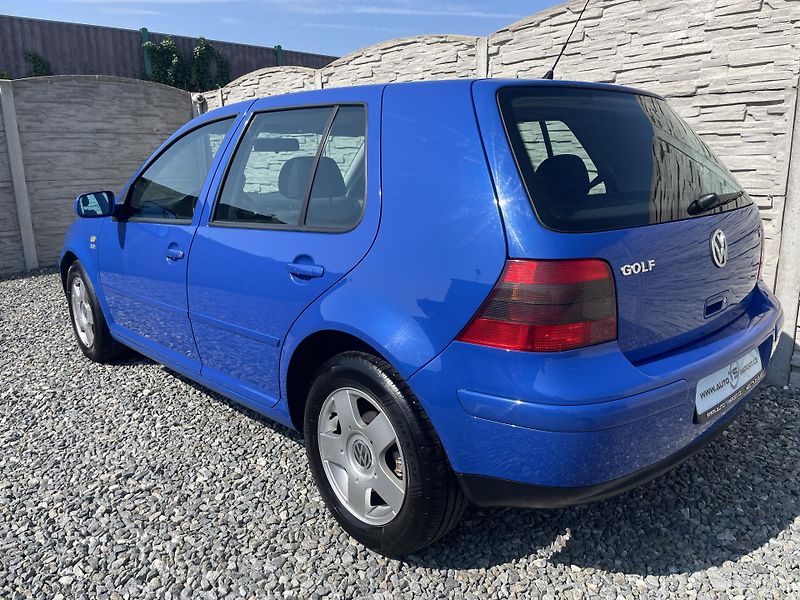 Volkswagen Golf 1.6i SR 100PS 134TKM EXTRA 1A! - fotka 3 z 174