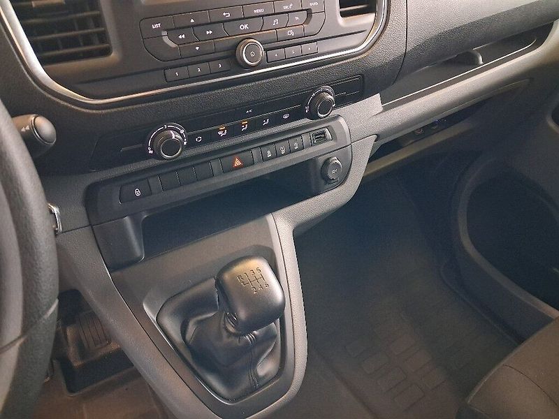 Peugeot Traveller 2.0HDI 110kW 8 MÍST - fotka 14 z 15