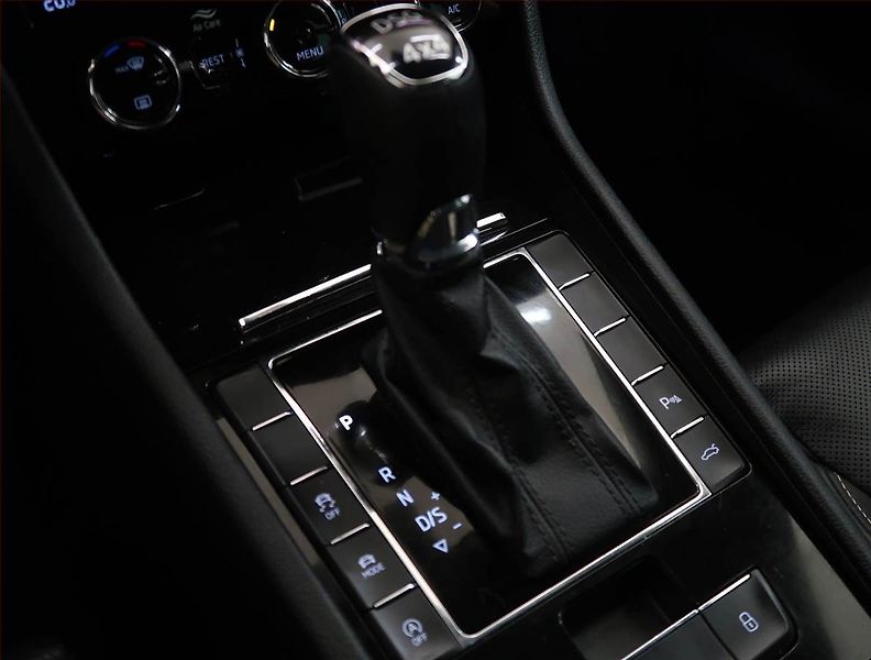 Škoda Superb (2019) Laurin&Klement 2.0 TDI, 4X4 - fotka 12 z 18