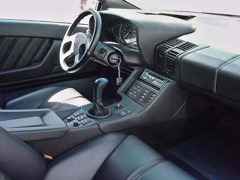 Cizeta V16T.