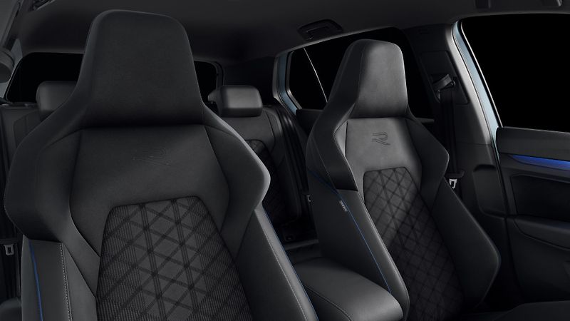 Volkswagen Golf (2025) 1,5 TSI R line People  110kW - fotka 5 z 5