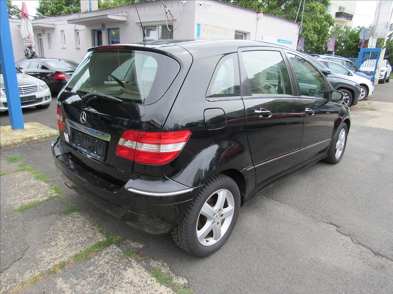 Mercedes-Benz Třídy B 1,7 i 85kW B170 - fotka 6 z 26