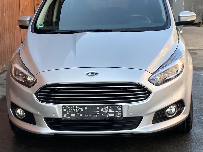Ford S-MAX (2020) 2.0TDCi 140kW servis Ford - fotka 3 z 28