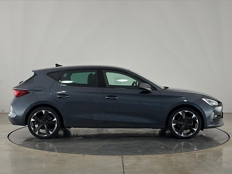 Cupra Leon DSG - fotka 16 z 28