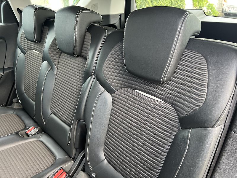 Renault Scénic Intens 1.5DCi KLIMA PŮVOD ČR - fotka 28 z 48