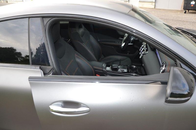 Mercedes-Benz CLA 180 d Edition 1 AMG - fotka 30 z 56