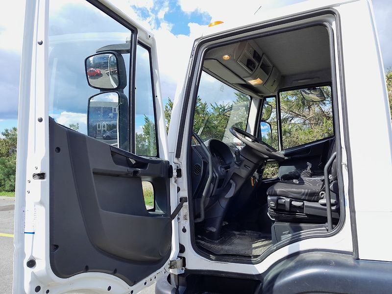 Iveco 120 E nosič kontejnerů - fotka 15 z 43