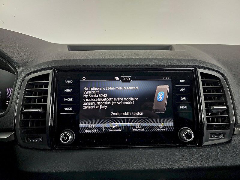 Škoda Karoq (2024) 1.5TSI 110kW DSG Selection - fotka 16 z 31