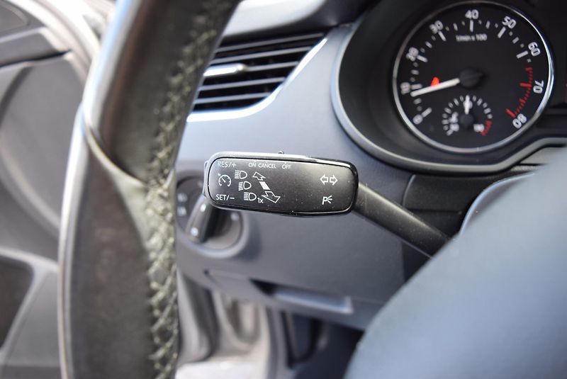 Škoda Octavia (2017) 1.4TSI 110kwSTYLE XEN TAŽ NAVI - fotka 30 z 45