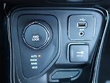 Jeep Compass (2018) 1.4 MultiAir, 4X4, Automat - náhled 17