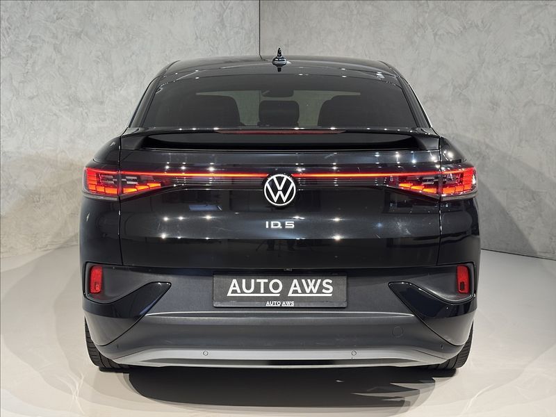 Volkswagen ID.5 Pro Performance IQ Light ACC - fotka 9 z 48