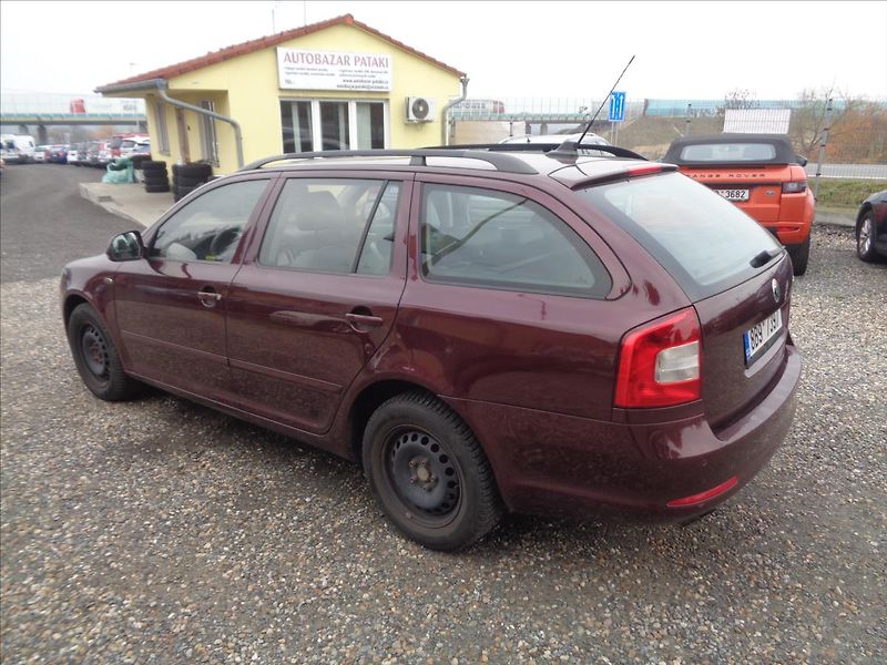 Škoda Octavia 2,0 Laurin Klement - fotka 5 z 19
