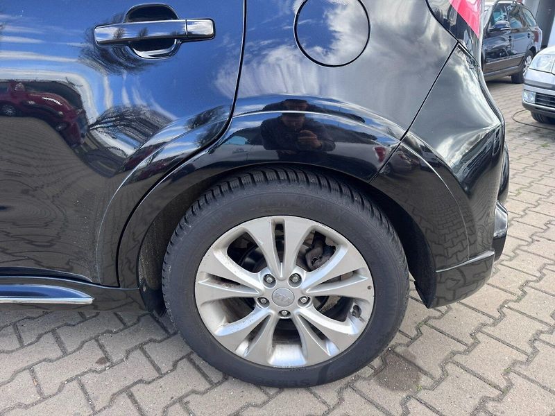 Kia Soul (2015) 1,6 CRDI 16 V 94 KW TAŽNÉ - fotka 15 z 47