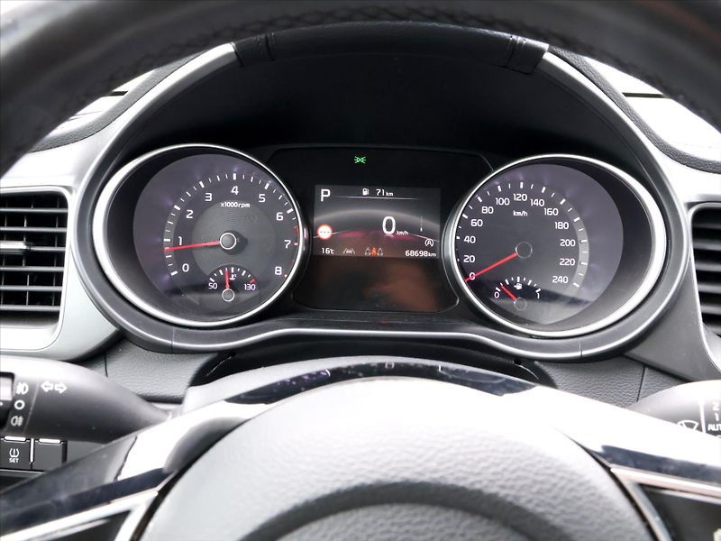 Kia Ceed 1,5 T-GDI 117kW DCT TOP DPH CZ - fotka 19 z 29