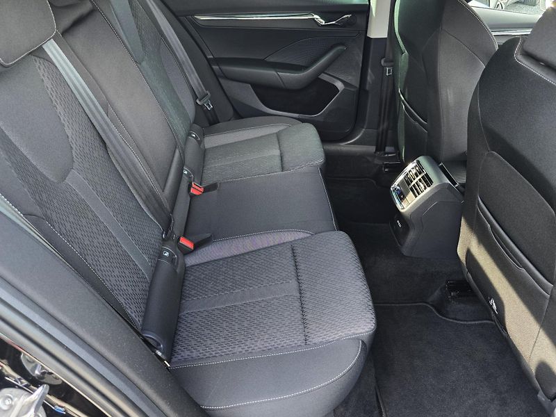Škoda Octavia 1.5 TSI e-TEC DSG 110KW STYLE+ - fotka 24 z 46