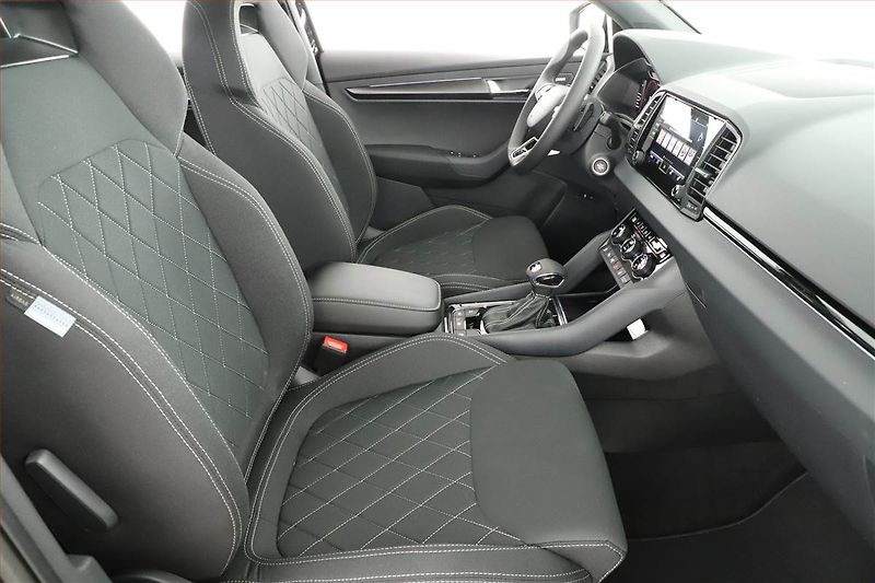 Škoda Karoq (2025) 2.0 TSI - fotka 7 z 25