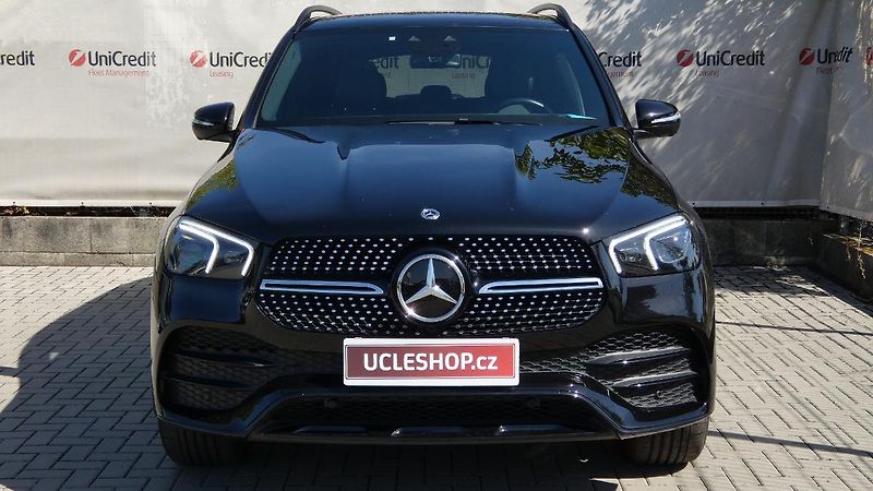Mercedes-Benz GLE 300d 4Matic - fotka 2 z 26