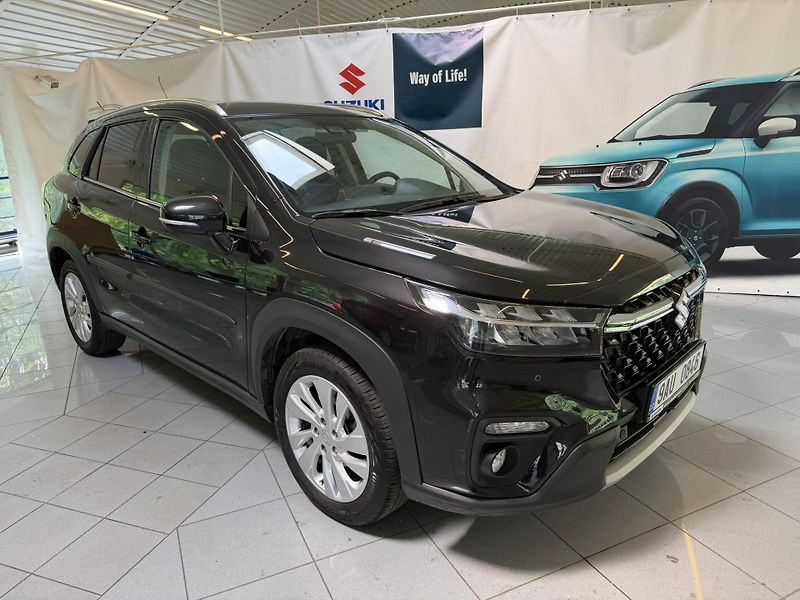 Suzuki S-Cross 1,4 Boosterjet 4x4 Hybrid - fotka 3 z 18