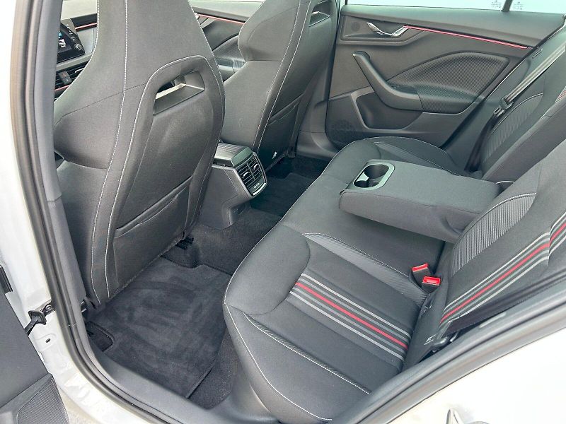 Škoda Kamiq (2025) Monte Carlo 1.0 TSI 85 kW DSG - fotka 30 z 32