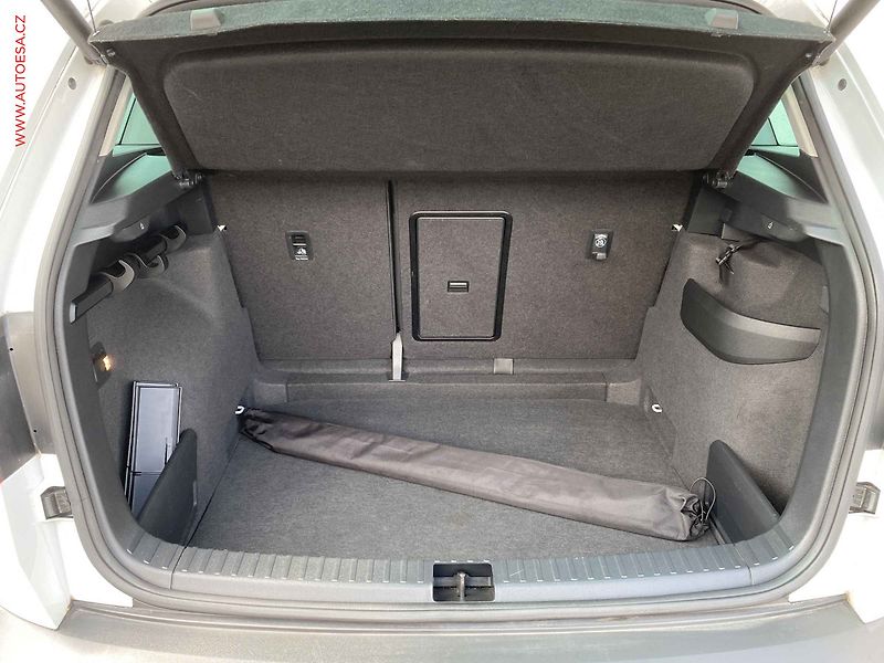 Škoda Karoq (2019) 1.5 TSi, Style, DSG, navi - fotka 7 z 18