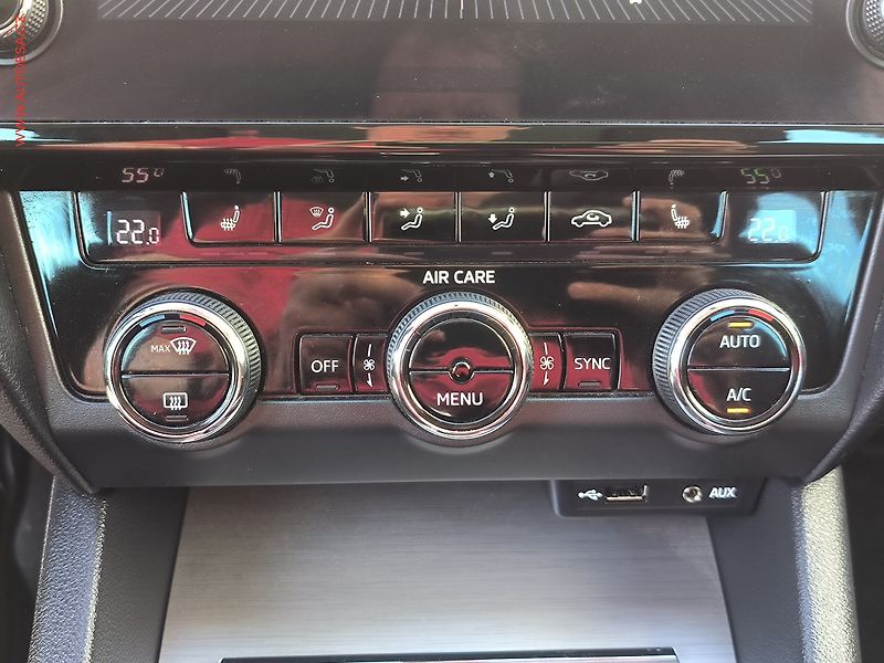 Škoda Octavia (2017) 1.8 TSi, Drive, DSG, LED, - fotka 16 z 25