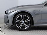 BMW Řada 3 (2022) M Sport 330 e xDrive - náhled 13