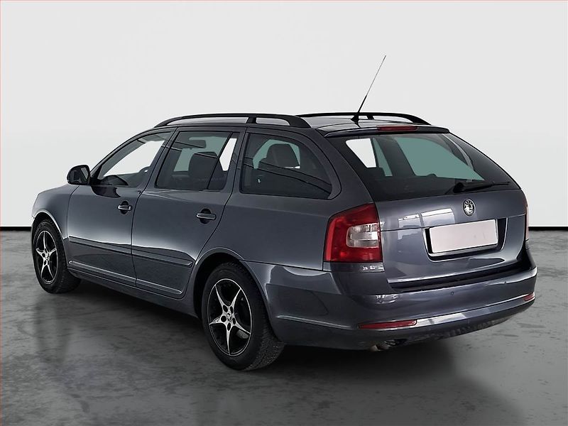 Škoda Octavia (2010) Ambiente 1.4 TSI, Tempomat - fotka 4 z 16