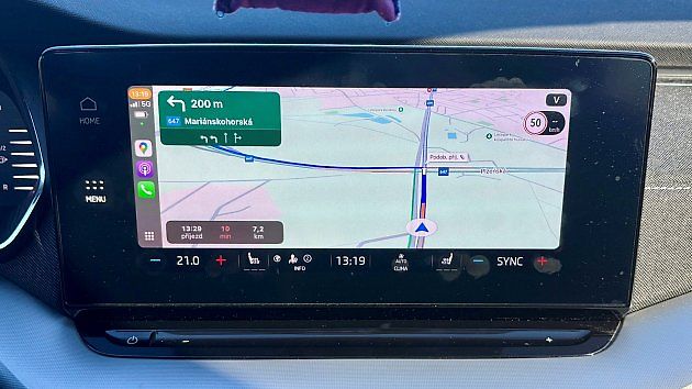 Navigace do auta Google Mapy., zdroj: Deník/Martin Pleva
