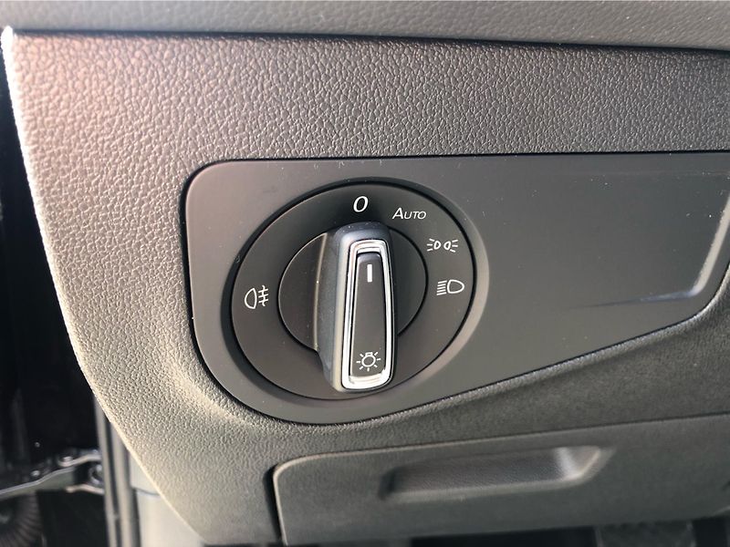 Volkswagen Tiguan 2.0 TDi DSG 7st. LIFE - fotka 16 z 29