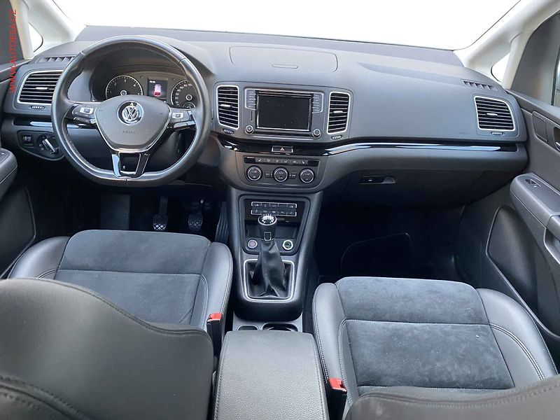 Volkswagen Sharan (2019) 2.0 TDI, ČR, servis.kniha - fotka 8 z 18