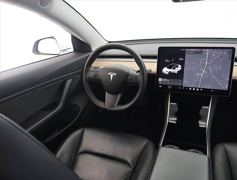 Tesla Model 3 (2020) Long Range 4WD 78kWh, SoH 89% - fotka 7 z 31