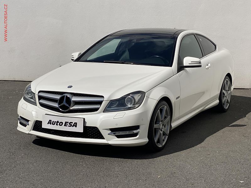 Mercedes-Benz Třídy C (2011) 2.2 CDi C250, ČR, Navi, kůže - fotka 3 z 19