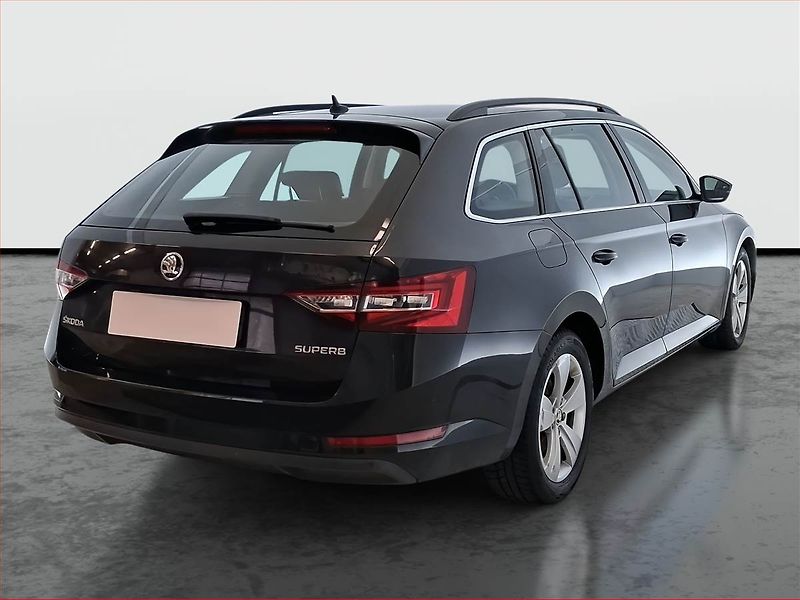Škoda Superb (2019) Style 2.0 TDI, Automat, Kůže - fotka 5 z 21