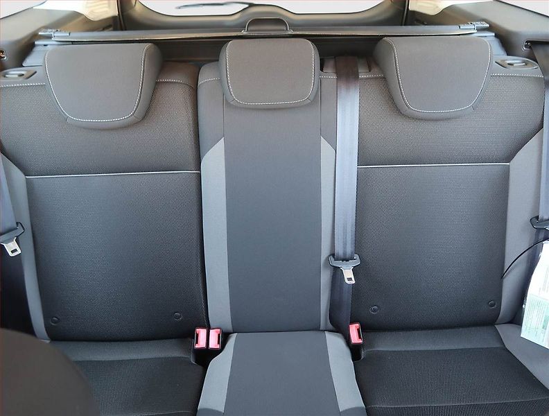 Ford Focus (2014) 1.0 EcoBoost, Serv.kniha - fotka 10 z 15