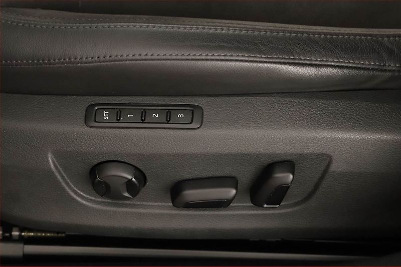 Škoda Superb (2016) 2.0 TDI 4x4, 4X4, ČR,1.maj - fotka 14 z 16