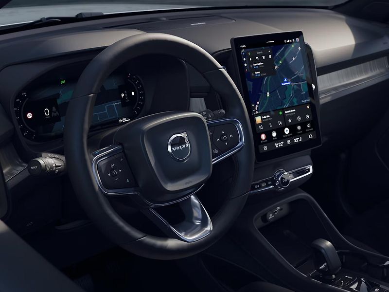 Volvo XC40 (2026) B4 ULTRA BLACK EDITION - fotka 10 z 16