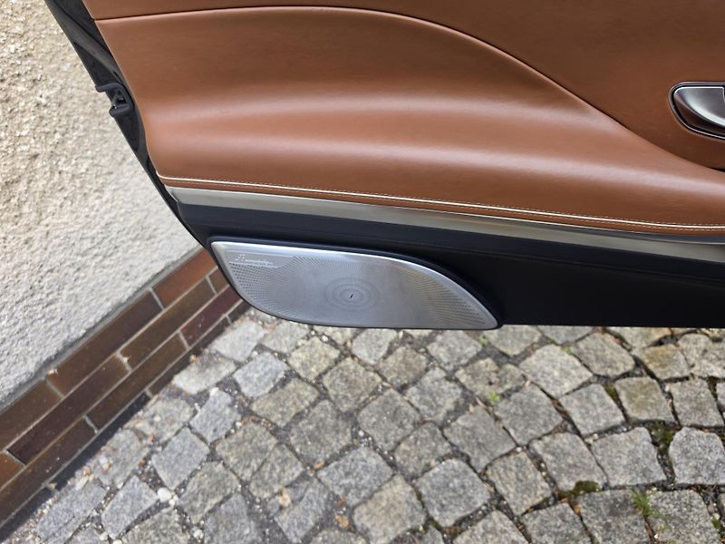 Mercedes-Benz Třídy S S 63 AMG 4-MATIC Burmaster  - fotka 13 z 21