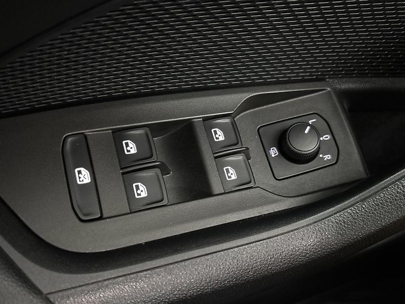 Škoda Octavia Ambition - fotka 21 z 25