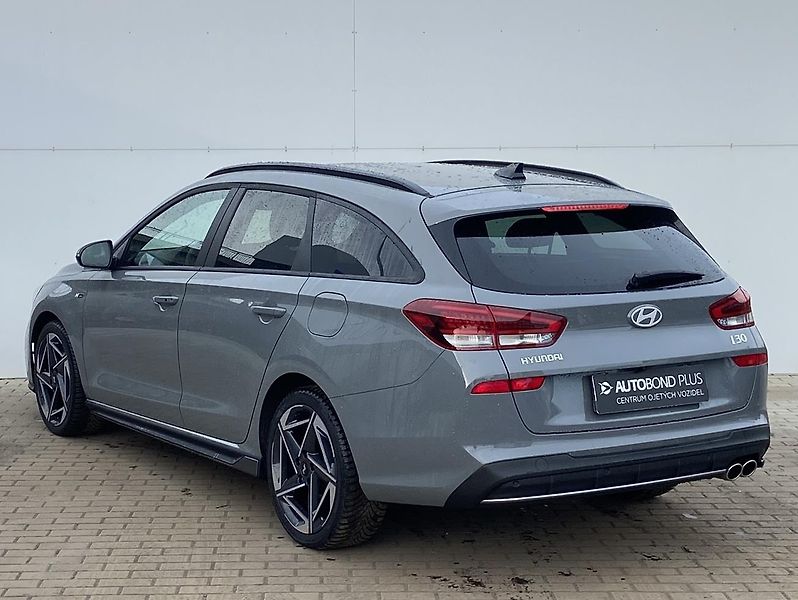 Hyundai i30 1.5 T-GDI 103kW DCT N-Line - fotka 7 z 19