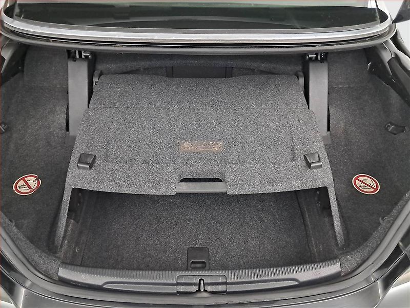 Volkswagen EOS (2008) 1.4 TSI, Tempomat - fotka 13 z 20