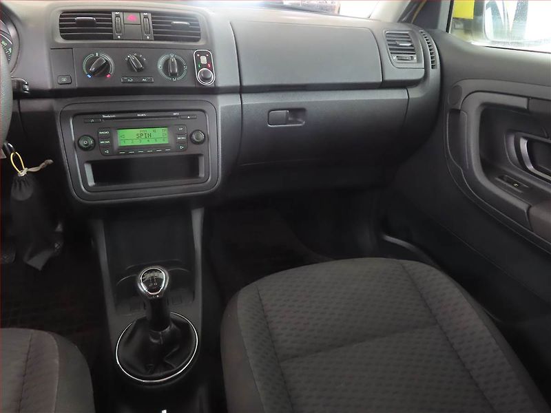 Škoda Fabia (2011) 1.2 TSI, Eko.zaplacen - fotka 8 z 14
