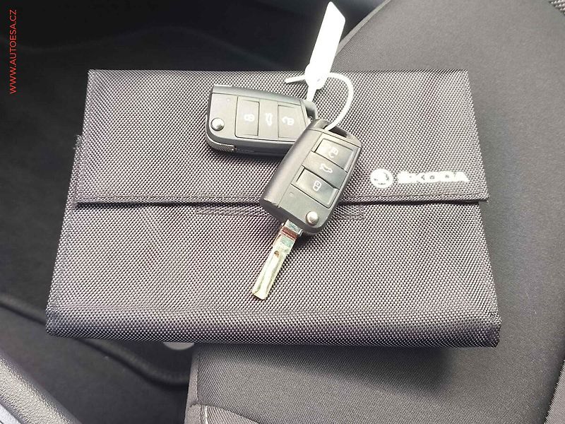 Škoda Octavia (2017) 1.4 TSi, Ambition - fotka 21 z 21