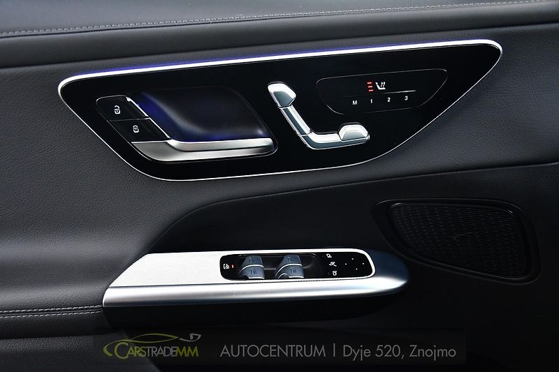 Mercedes-Benz GLC 300de 4M TAŽNÉ K360°ČR 1M - fotka 24 z 56