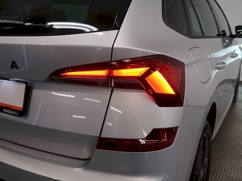 Škoda Kamiq (2025) MONTE CARLO 1.0TSI 85KW PANORA - fotka 11 z 38