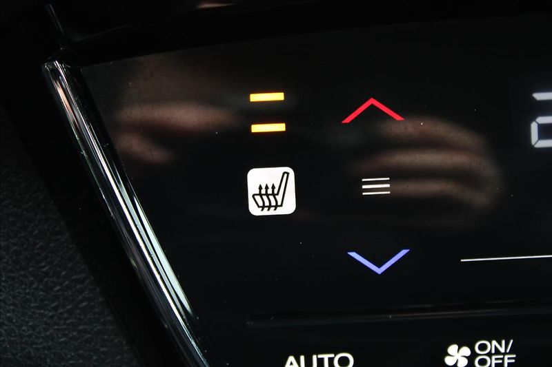 Honda HR-V 1,5 V-TEC  ELEGANCE - fotka 14 z 24